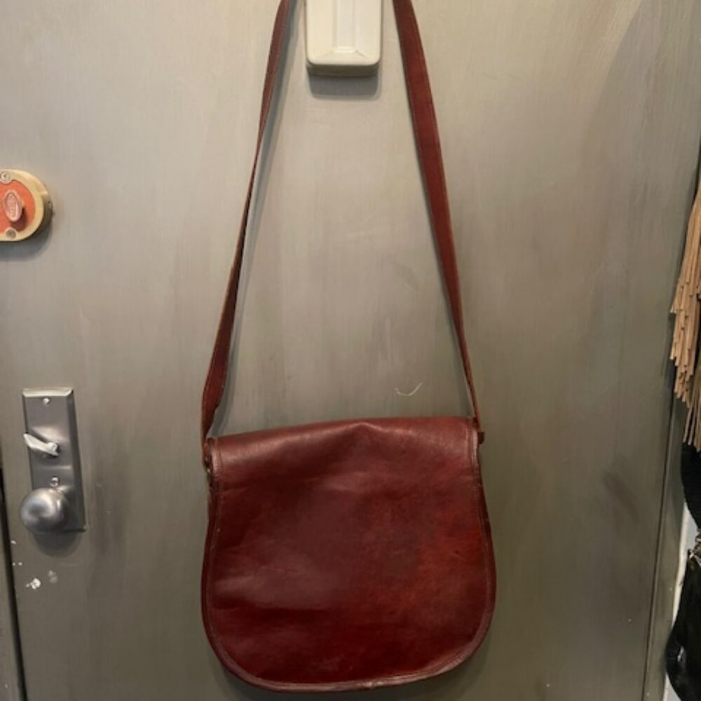 Handmade Vintage Style Genuine Brown Leather Cross Body Shoulder Bag - Picture 15 of 16